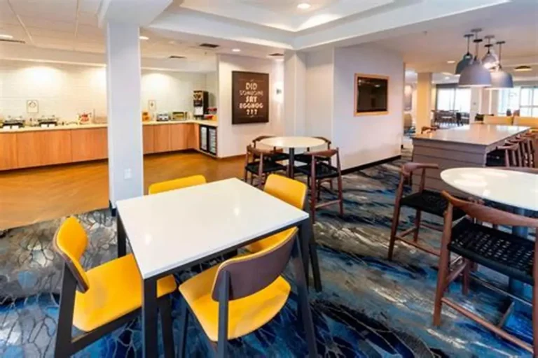 The Evolution of On-Campus Dining